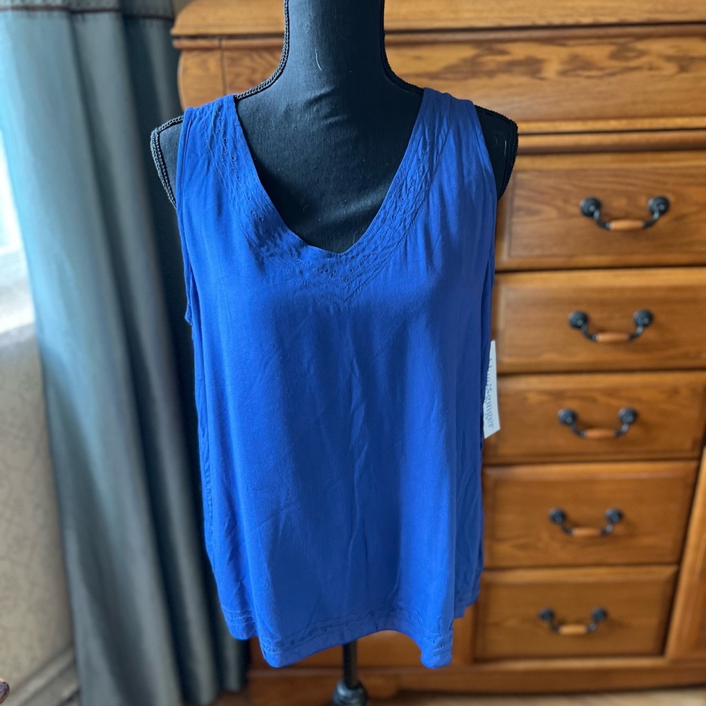 Blue Ginger Vibrant Blue Sleeveless Relaxed Tank Top NWT Size L